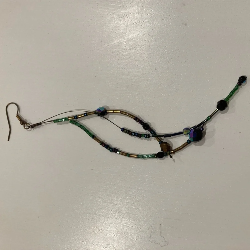 Earring - Picture 3 of 4
